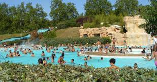 Espace Baignade Les Cascades Parc De Loisirs Pour Enfants Centre Aquatique Pataugeoires Toboggans Multipistes Family Loisirs