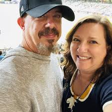 Just moved out here from Chicago anyone know any good sushi places? 👀