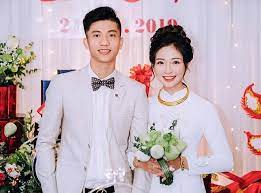 Duy mạnh, phạm đức huy, phan văn đức đã có lời động viên gửi đến đỗ hùng dũng sau khi nam cầu thủ dính chấn thương nặng. Vá»£ Phan VÄƒn Ä'á»©c He Lá»™ Hinh áº£nh Con Ä'áº§u Long