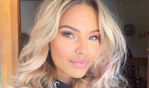 Vorige maand kwam het schokkende nieuws naar buiten dat monica geuze en haar vriend lars veldwijk na een relatie van drie jaar uit elkaar zijn. Foto Heeft Monica Geuze Een Nieuwe Vriend