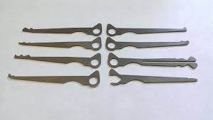 This is a video tutorial to show you all how to pick open a lock by creating lock picking tools made from paper clip. Tipik Titanium Lockpick Set For When A Paperclip Just Won T Do The Gadgeteer