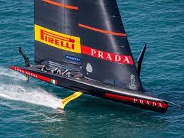 Aunque se le llame luna rosa, el color es solo una denominación, pues se usa para diferenciarla de. Luna Rossa Makes The Finals Of The Prada Cup In Auckland
