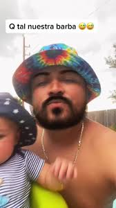 Esa barba 😅😂🤷🏻‍♂️🇭🇳🇭🇳🇭🇳🇭🇳#esabarba #hijo #papa #alejandraguzman  #honduras #catracho #love #fyp #foryou #foryoupage #parati #🇭🇳  #comediacatracha #babyboy #thiago
