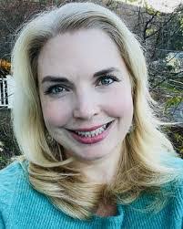 Laura Canton's Instagram, Twitter & Facebook