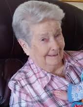 Imogene Robinson's Instagram, Twitter & Facebook