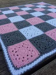 Crochet Pink Gray And White Gingham Baby Blanket Hand Made Patchwork Throw In Plaid Pink Grey And White Granny Square Quilt Mantas A Crochet Patrones Colchas De Ganchillo Modernas Manta