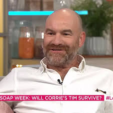 Coronation Street's Joe Duttine jokes of real-life confusion with 'two  wives' and addresses working with co-star love