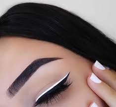Black And White Eyeliner Ideas 10 Hot White Eyeliner Ideas 3 Black And White Combination Eyes Eyemakeup Eyeliner Makeuptips Makeup Si In 2020 Eye Makeup White Eyeliner Makeup Inspiration