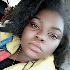 ChriseanRock allegedly had twitch employees watch her and #Blueface baby  while she got ready for the Streamer Prom and he was allegedly left in the  car 😳 Video in comments