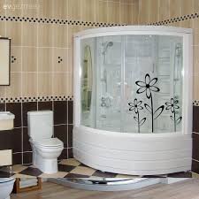 Duşakabin camının temizlenmesinde dikkat edilmesi gereken en önemli adım sürekliliktir. Dusakabin Onerisi Ev Gezmesi