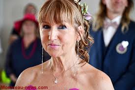 Montceau-les-Mines : Carnet Blanc