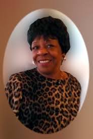 Sonja Lewis's Instagram, Twitter & Facebook