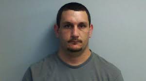 The Page County Sheriff's Office is seeking the public's assistance in  locating two wanted individuals from Page County. Gary Wayne Cubbage W/M,  32 years of age, 5'10”, 210lbs, brown hair, brown eyes