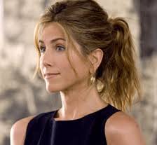The graceful actress' jennifer aniston hair styles also include the wispy ends. Weekend Box Office Jennifer Aniston All Broken Up Flickfilosopher Com