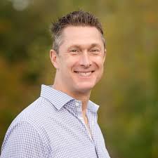 Mike Romp's Instagram, Twitter & Facebook