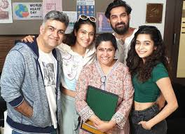 It S A Wrap For Netflix Original Tribhanga Starring Kajol Mithila Palkar Tanvi Azmi Kunaal Roy Kapur Bollywood News Bollywood Hungama 2007 panga naa lo bhura (as kunal roy kapoor). kunaal roy kapur bollywood news