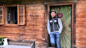 May 25, 2021 · texas brachte kaum 370000, und das haus davon nicht mal den kaufpreis. Skikampioen Marcel Hirscher Over Salzburgerland Youtube