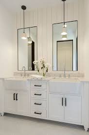 apron front sinks in the bathroom: one