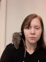 Im luna and im very sad.