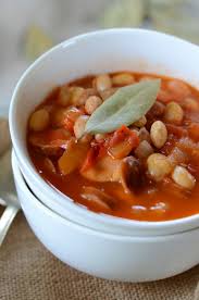 Potee De Haricots Blancs Sauce Tomate Et Saucisse Haricots Blancs Recettes De Cuisine Haricot