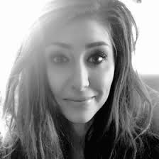 Cara Crump's Instagram, Twitter & Facebook