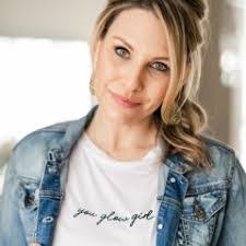 Denise Belanger's Instagram, Twitter & Facebook