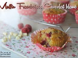 Muffins Chocolat Blanc Framboise Et Muffins Fraise Chocolat Noir Recette Recette Recette Dessert Facile Recette Dessert