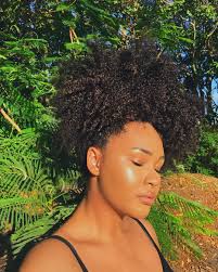 My Skin Has Been Loving The Sun This Summer But I Really Do Wish The Humidity Would Dis Natural Hair Enthusiast Natural Hair Styles Low Porosity Hair Products