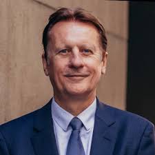 I've wrapped up my chapter at Alteryx and I will sum it up as: it has been  an amazing ride and I've learnt so much. So many people to thank: Ravi  Kagalavadi