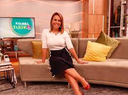Está revelado o nome do novo programa das tardes da rtp1. A Nossa Tarde Tania Ribas De Oliveira Entra Em Estudio De Carrinho