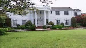 Unfortunately not just anyone can crash at the banks house. 5 Myths About The Fresh Prince Of Bel Air Debunked By Dj Jazzy Jeff Huffpost