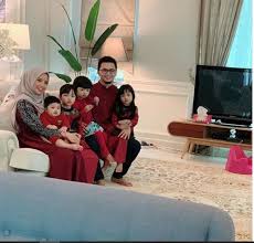 Browse many metrics like follower, followings changes and engagement rates. Pernah Rasa Tak Sedia Nak Ada Anak Empat Sebab Anak Masih Kecil Tapi Allah Mudahkan Semuanya Irine Nadia Bersyukur Di Sokong Kuat Suami Pa Ma
