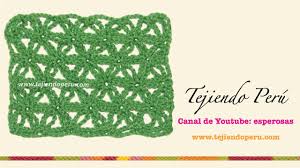 Hacer medios puntos e insertar crochet al terminar de hacer la cadena con medios puntos, seguir haciendo medios puntos durante todo el contorno de la tira materiales lana de varios colores (etiqueta dice usar con crochet de 4mm) crochet de 3mm aguja lana botones marcadores (opcio. Galeria De Puntos Fantasia 10 Tejiendo Peru