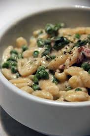 Linguine aux asperges sauvages, noisettes et champignons de paris farcis à la tomme de savoie. Pates Aux Petits Pois De Jamie Oliver De Not Parisienne Et Ses Recettes De Cuisine Similaires Recettesmania