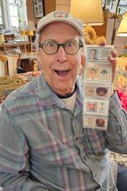 Fletch turns 40 at the end of this month. To celebrate we put together a  special anniversary box. By the way I happen to be turning 40 this month as  well! 😘❤️ (