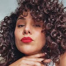 Ana Perla's Instagram, Twitter & Facebook