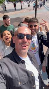 Lloyd Todd (@lloyddtodd) • Instagram photos and videos