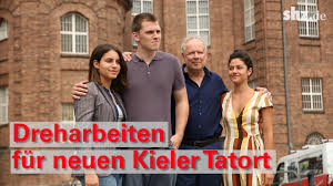 Eine junge frau wurde mit k.o. Dreharbeiten Fur Kieler Tatort Borowski Und Der Fluch Der Weissen Mowe Youtube