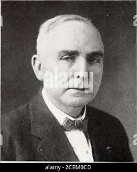 Notable men of Illinois & their state . MURRAY, CARL T., lawyer. Chicago;  b. near Alliance. O., Jan.15, 1875; s. Charles and Laura (Paxson) Murray;  ed. Alliancehigh schl.; grad. Chi. Coll.