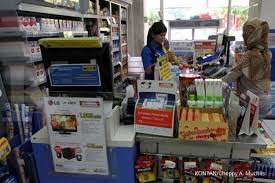 Caranya kamu tinggal klik nama orang yang kamu cari di kolom pencarian lalu tekan enter. Tips Cara Melamar Kerja Di Indomaret Online 2021 Lengkap