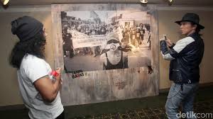 G c kuambil gitar dan mulai memainkan em f c lagu lama yang biasa kita nyanyikan g c tapi tak sepatah kata yang bisa terucap em f c. Lirik Dan Chord Lagu Sober Dari Slank