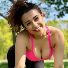 Sexy hot indian cleavage downblouse boobs - Home | Facebook