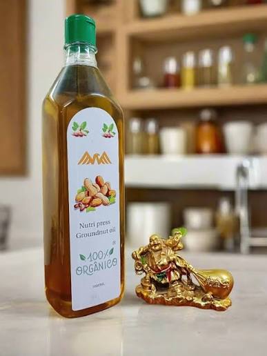 Cold Pressed Groundnut Oil