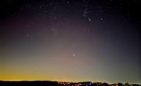 See the red? It's NOT the Northern Lights. This is actually an even more  rare occurrence called SAR ARC. Education y'all, it's your friend ;-) (Info  in comments) 1/1/2025 849 PM Holtwood