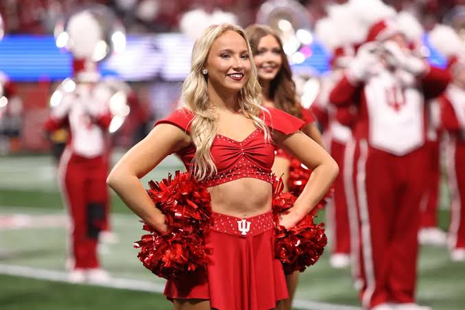 Fantastic photos of Indiana University cheerleaders - Yahoo Sports