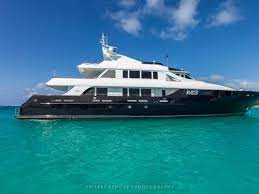 Welcome to west palm beach located in palm beach county florida, home of the we offer different packages for your convenience ranging from one hour to three hour charters tailored to your needs. Yacht Charter West Palm Beach Yacht Rentals West Palm Beach