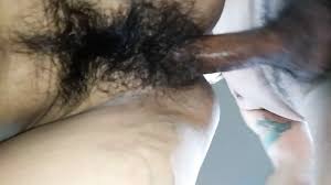 Chicas de Guatemala posando sensualmente en lugares íntimos