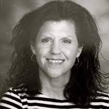 Kathleen Oconnell's Instagram, Twitter & Facebook