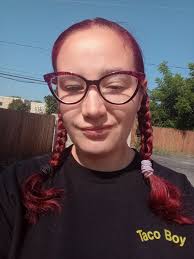 Holly Bartolo (@HollyBartolo1)