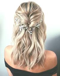 This elegant look would be perfect for work or a special occasion, and it is surprisingly easy to do. 52 Special Occasion Hairstyles For Long Hair Elegant Wedding Hair Hair Styles Wedding Hair Down